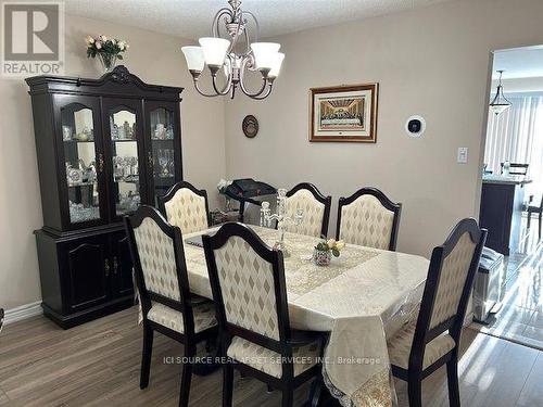 3546 Italia Crescent, Mississauga, ON - Indoor Photo Showing Dining Room