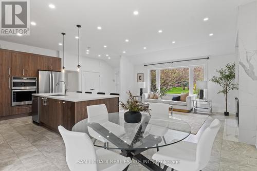 927 Ingersoll Court, Mississauga, ON - Indoor Photo Showing Dining Room