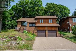 40 ELLENDALE DRIVE  North Bay (Widdifield), ON P1B 8X6