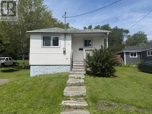 27 Bank Road  Grand Falls-Windsor, NL A2A 1G7