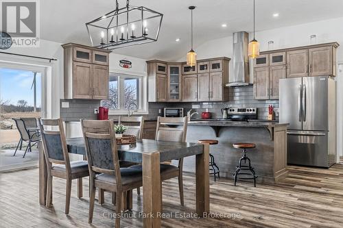 1415 Concession Rd 6, Kincardine, ON - Indoor