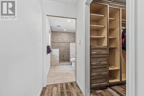 1415 Concession Rd 6, Kincardine, ON - Indoor Photo Showing Other Room