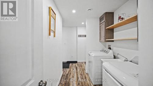 1415 Concession Rd 6, Kincardine, ON - Indoor Photo Showing Laundry Room