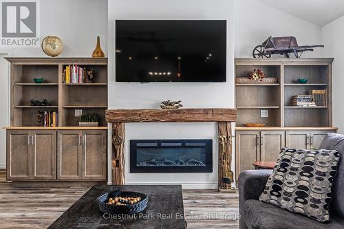 1415 Concession Rd 6, Kincardine, ON - Indoor Photo Showing Living Room With Fireplace
