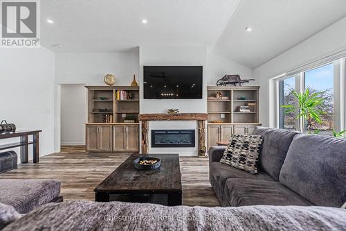 1415 Concession Rd 6, Kincardine, ON - Indoor Photo Showing Living Room With Fireplace