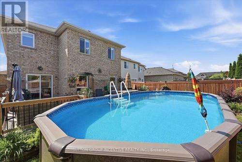 17 White Crescent, Barrie, ON - Outdoor With Above Ground Pool With Backyard With Exterior