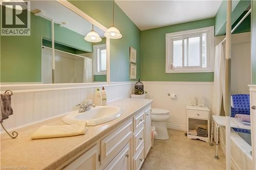 291 Villa Place, Waterloo, ON - Indoor Photo Showing Bathroom