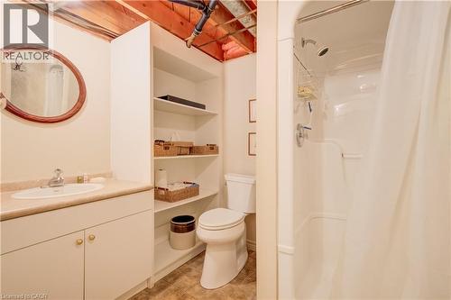 291 Villa Place, Waterloo, ON - Indoor Photo Showing Bathroom
