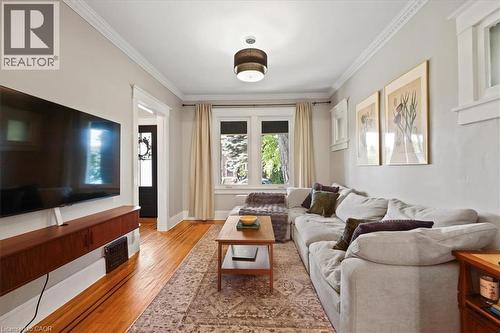 41 Macallum Street, Hamilton, ON - Indoor Photo Showing Living Room