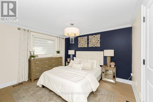 1482 Epping Road, Burlington, ON - Indoor Photo Showing Bedroom