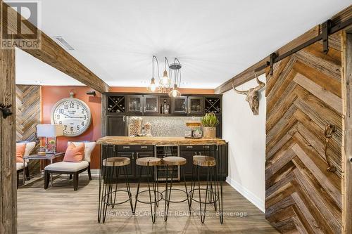 1482 Epping Road, Burlington, ON - Indoor