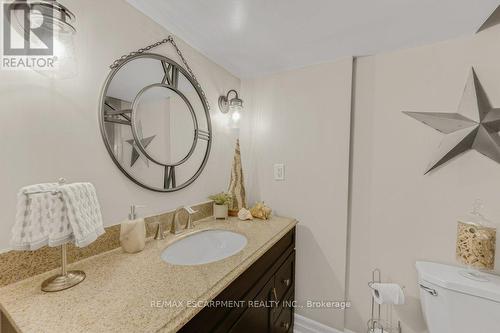 1482 Epping Road, Burlington, ON - Indoor Photo Showing Bathroom