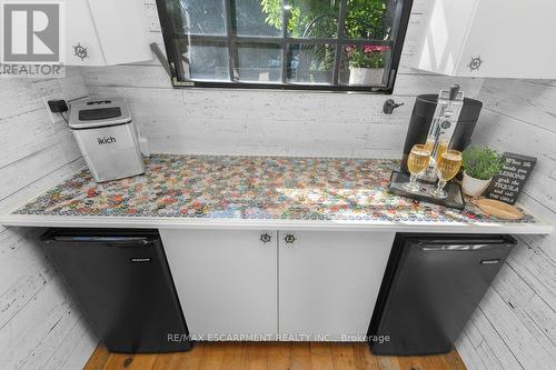1482 Epping Road, Burlington, ON - Indoor