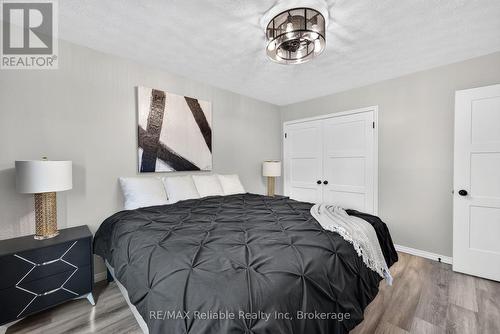 17 Suncoast Drive W, Goderich (Goderich (Town)), ON - Indoor Photo Showing Bedroom
