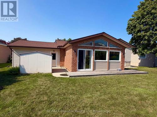 17 Suncoast Drive W, Goderich (Goderich (Town)), ON - Outdoor