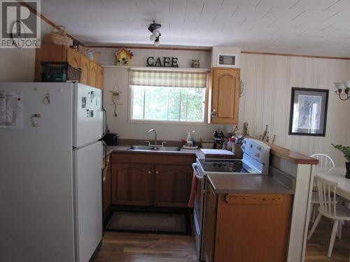 40 Loop Road, Terra Nova, NL - Indoor Photo Showing Kitchen With Double Sink