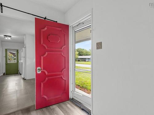 10 Tobermory Road, Dartmouth, NS - Indoor Photo Showing Other Room