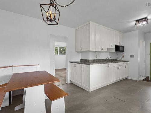 10 Tobermory Road, Dartmouth, NS - Indoor Photo Showing Kitchen