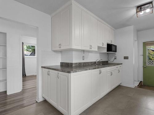 10 Tobermory Road, Dartmouth, NS - Indoor Photo Showing Kitchen