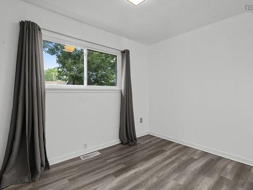 10 Tobermory Road, Dartmouth, NS - Indoor Photo Showing Other Room