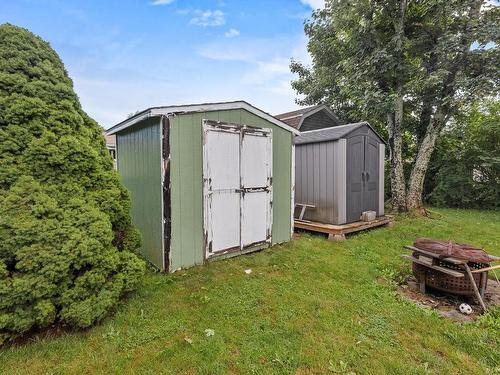 10 Tobermory Road, Dartmouth, NS - Outdoor