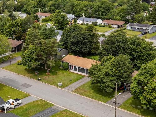 10 Tobermory Road, Dartmouth, NS - Outdoor