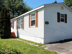 5 Covey Street Bridgewater, NS B4V 4B9