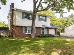 23 Kingsmere Court  Timberlea, NS B3T 1J4