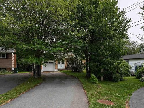 230 Gourok Avenue, Dartmouth, NS - Outdoor