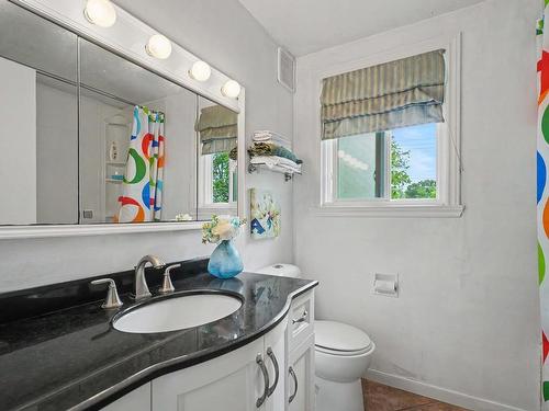 230 Gourok Avenue, Dartmouth, NS - Indoor Photo Showing Bathroom