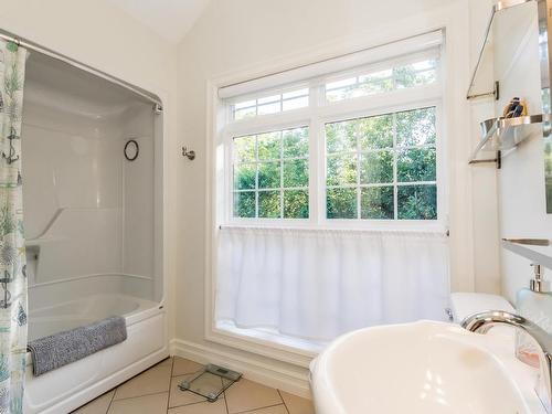 219 West Old Post Road, Smiths Cove, NS - Indoor Photo Showing Bathroom