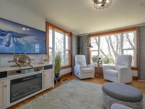 1772 304 Highway, Cape Forchu, NS - Indoor Photo Showing Living Room