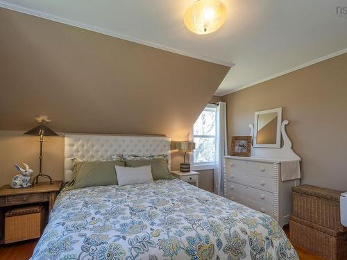 1772 304 Highway, Cape Forchu, NS - Indoor Photo Showing Bedroom