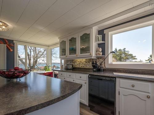1772 304 Highway, Cape Forchu, NS - Indoor Photo Showing Kitchen