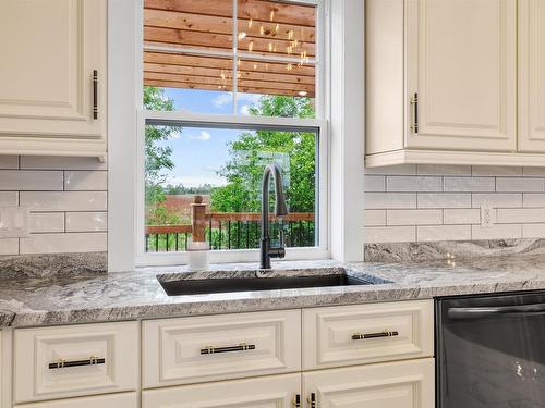 29 Laughlin Street, Miscouche, PE - Indoor Photo Showing Kitchen With Upgraded Kitchen