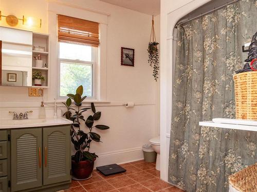 95 Edward Street, Charlottetown, PE - Indoor Photo Showing Bathroom