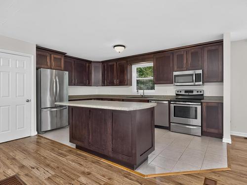 2 Randall Street, Dartmouth, NS - Indoor Photo Showing Kitchen