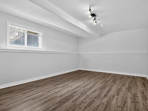 2 Randall Street, Dartmouth, NS - Indoor Photo Showing Other Room