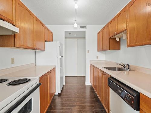 325 45 Vimy Avenue, Halifax, NS - Indoor Photo Showing Kitchen