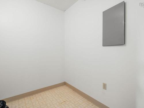 325 45 Vimy Avenue, Halifax, NS - Indoor Photo Showing Other Room