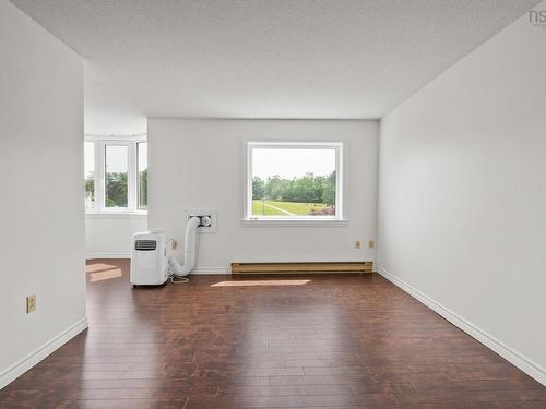 325 45 Vimy Avenue, Halifax, NS - Indoor Photo Showing Other Room