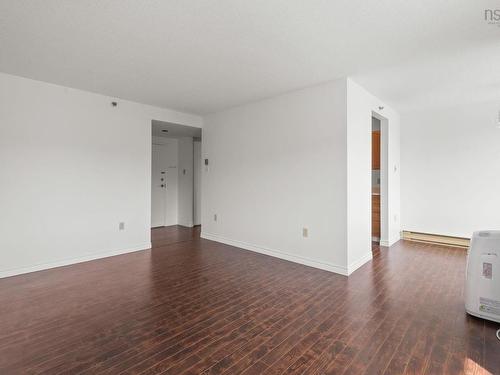 325 45 Vimy Avenue, Halifax, NS - Indoor Photo Showing Other Room