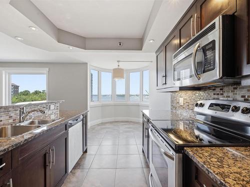 516 45 Vimy Avenue, Halifax, NS - Indoor Photo Showing Kitchen With Double Sink