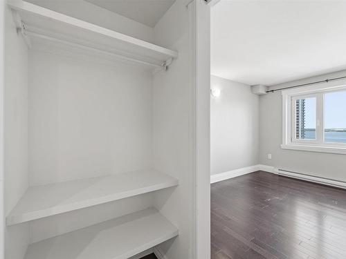 516 45 Vimy Avenue, Halifax, NS - Indoor