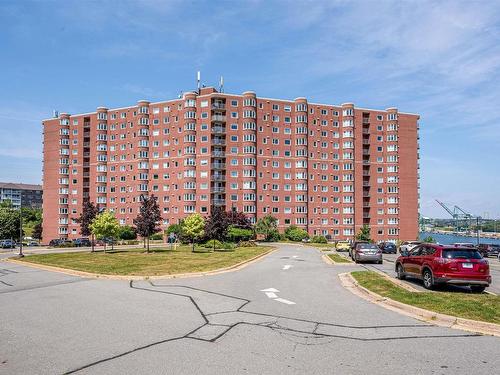 516 45 Vimy Avenue, Halifax, NS - Outdoor With Facade