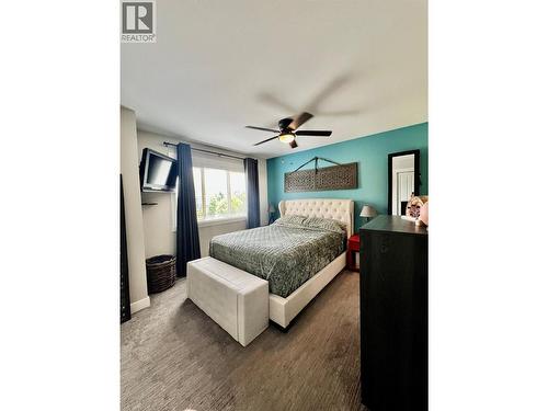 1651 Lynrick Road Unit# 149, Kelowna, BC - Indoor Photo Showing Bedroom