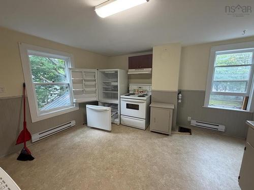 43 Duke Street, Truro, NS - Indoor