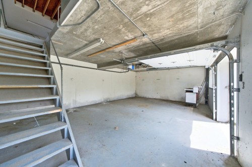 Sous-sol - 60 Boul. Bégin, Sainte-Claire, QC - Indoor Photo Showing Garage
