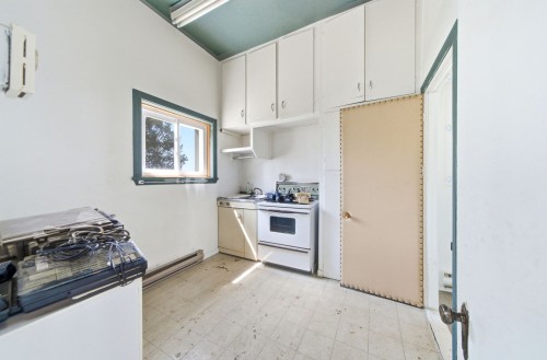 Coin-repas - 60 Boul. Bégin, Sainte-Claire, QC - Indoor Photo Showing Kitchen