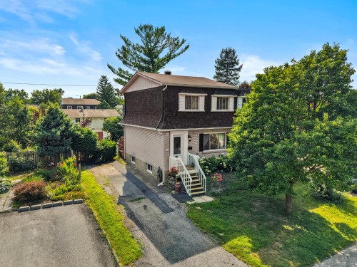 Front of Structure - 152 Rue Beauchesne, Saint-Eustache, QC - Outdoor